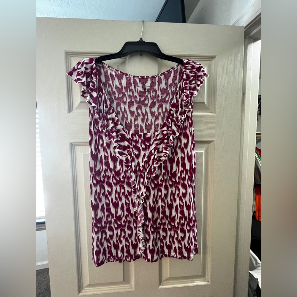 Ny & Co pink/white ruffle accented top
